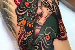 Татуировка : Демон, Цветные, Животные на голени (икре)