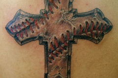 Татуировка : Цветные, Крест на лопатке