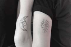 Татуировка : Парные, Луна, Солнце на плече