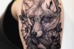 Татуировка : Животные, Цветы, Лиса на плече