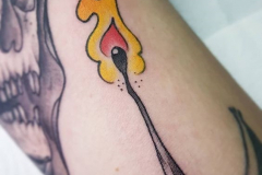 Татуировка : Огонь, Череп на предплечье