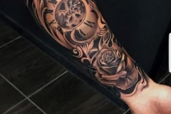 Татуировка : Время, Роза, Цветы, Рукав на предплечье